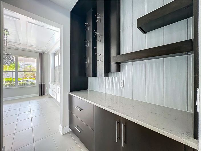 Image No.15-5 Bed House for sale
