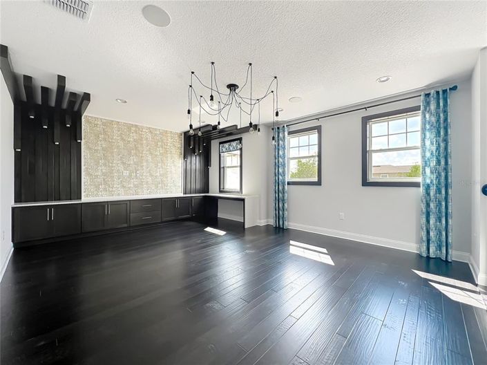 Image No.49-5 Bed House for sale