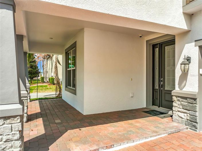 Image No.6-5 Bed House for sale