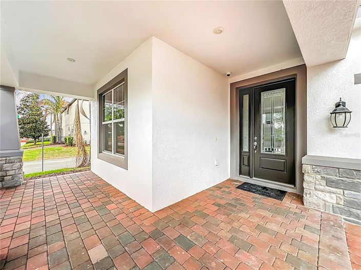 Image No.7-5 Bed House for sale