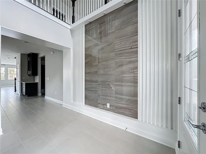 Image No.9-5 Bed House for sale