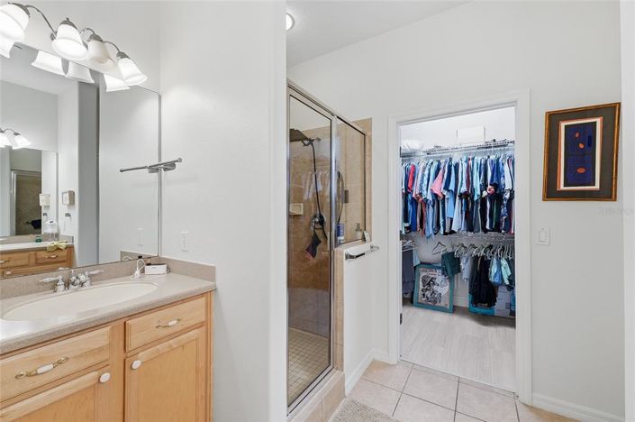 Image No.18-3 Bed Townhouse for sale