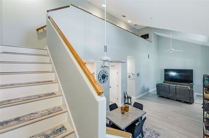 Image No.19-3 Bed Townhouse for sale