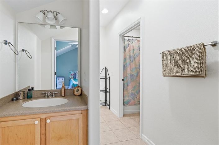 Image No.22-3 Bed Townhouse for sale