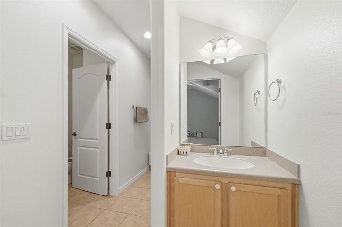 Image No.23-3 Bed Townhouse for sale