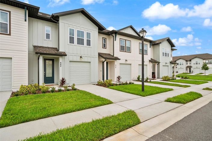 Image No.2-3 Bed Townhouse for sale