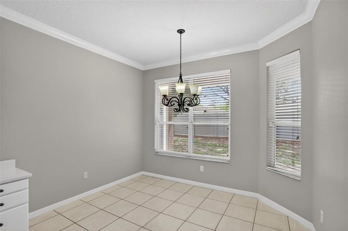 Image No.20-4 Bed House for sale