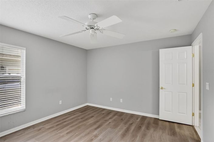 Image No.35-4 Bed House for sale