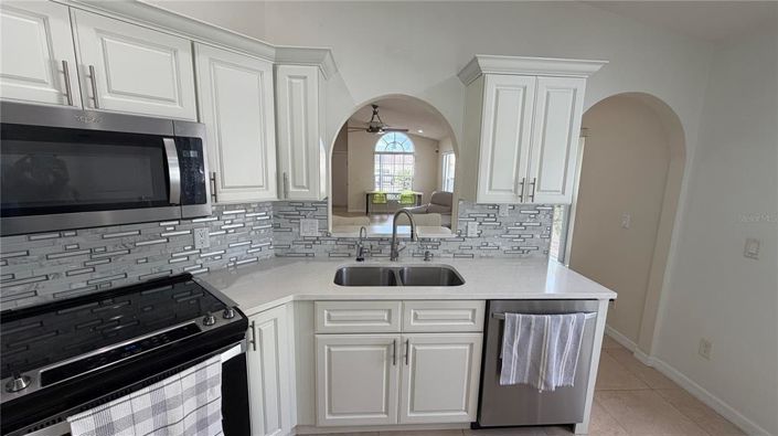 Image No.6-3 Bed House for sale