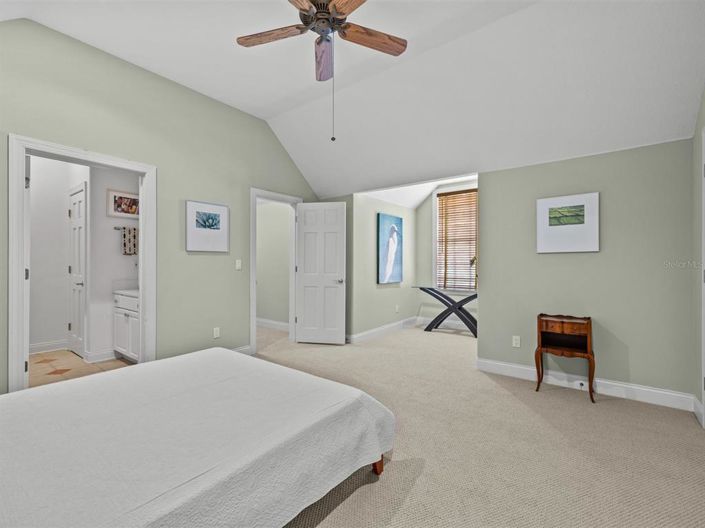 Image No.42-4 Bed House for sale