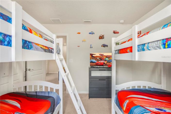 Image No.21-4 Bed Townhouse for sale