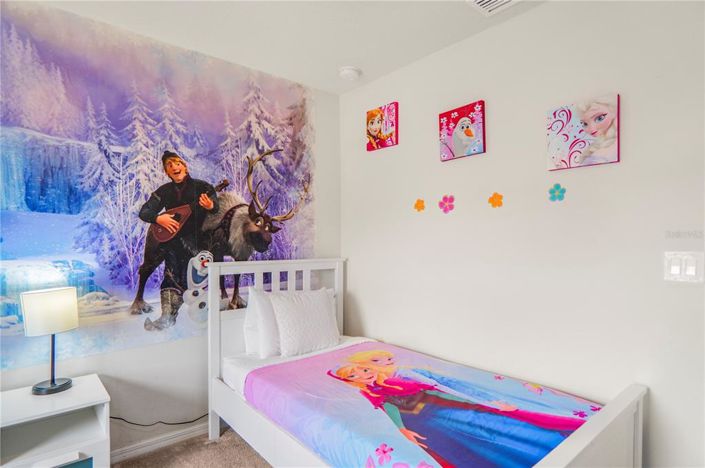 Image No.27-4 Bed Townhouse for sale