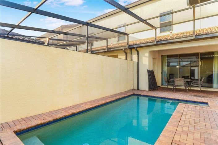 Image No.9-4 Bed Townhouse for sale