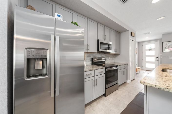 Image No.11-3 Bed Townhouse for sale