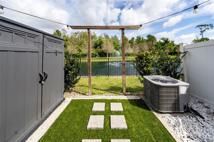 Image No.28-3 Bed Townhouse for sale