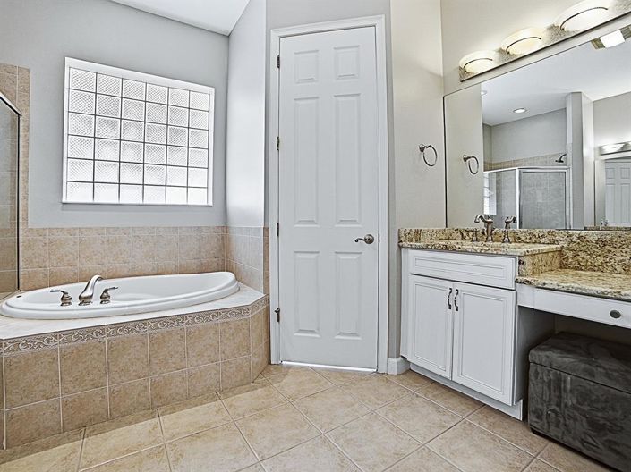Image No.35-4 Bed House for sale