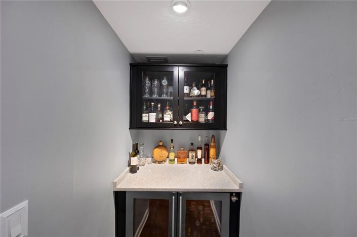 Image No.16-4 Bed Townhouse for sale