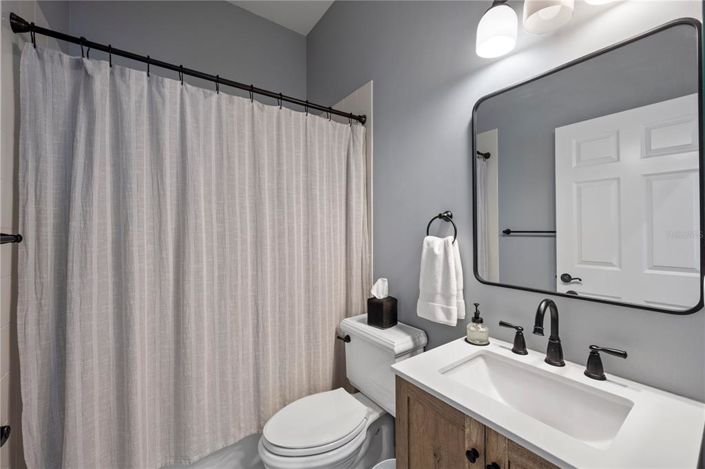 Image No.27-4 Bed Townhouse for sale