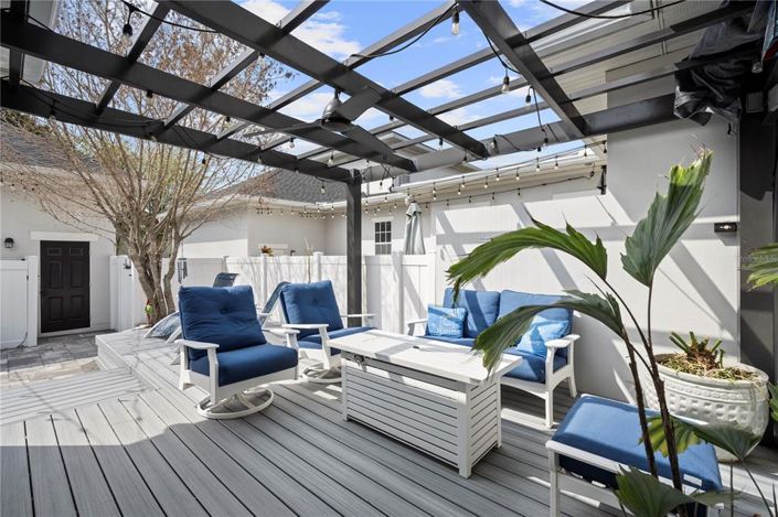 Image No.28-4 Bed Townhouse for sale