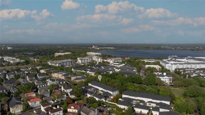 Image No.38-4 Bed Townhouse for sale