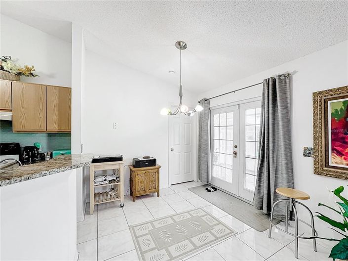 Image No.15-3 Bed House for sale