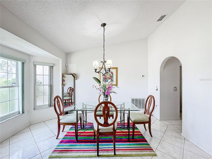 Image No.7-3 Bed House for sale