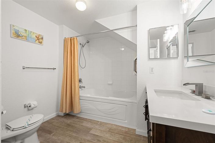 Image No.25-3 Bed Apartment for sale