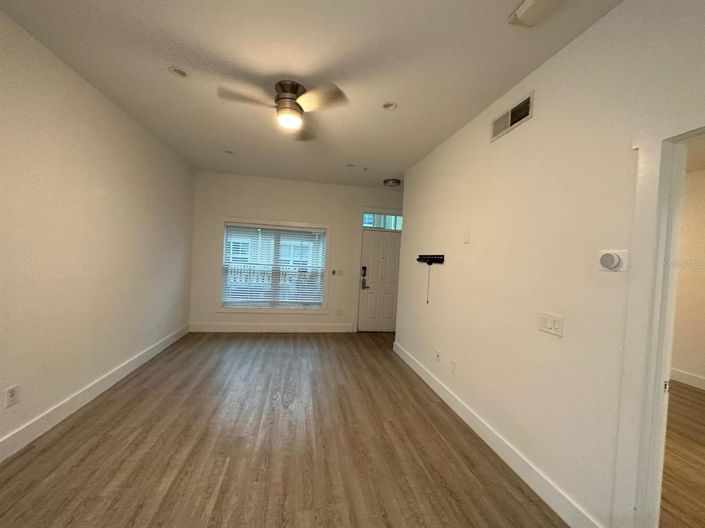 Image No.7-3 Bed Townhouse for sale