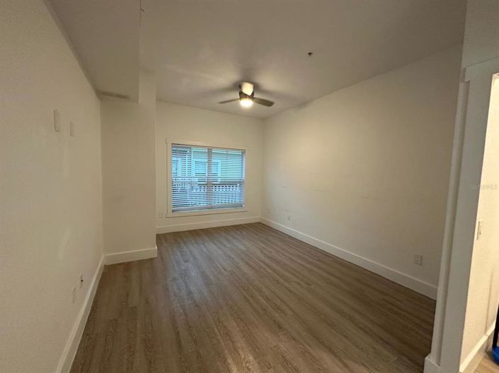 Image No.8-3 Bed Townhouse for sale