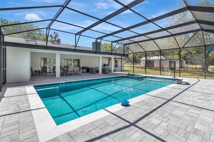 Image No.40-5 Bed House for sale