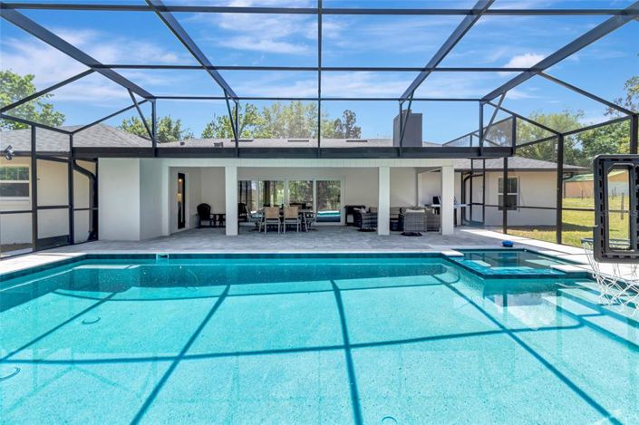 Image No.41-5 Bed House for sale