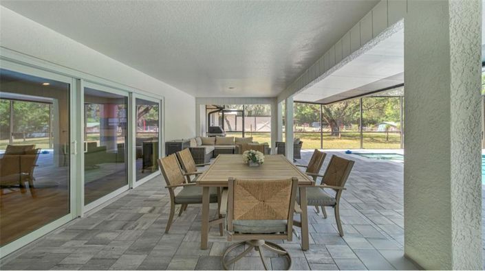 Image No.43-5 Bed House for sale