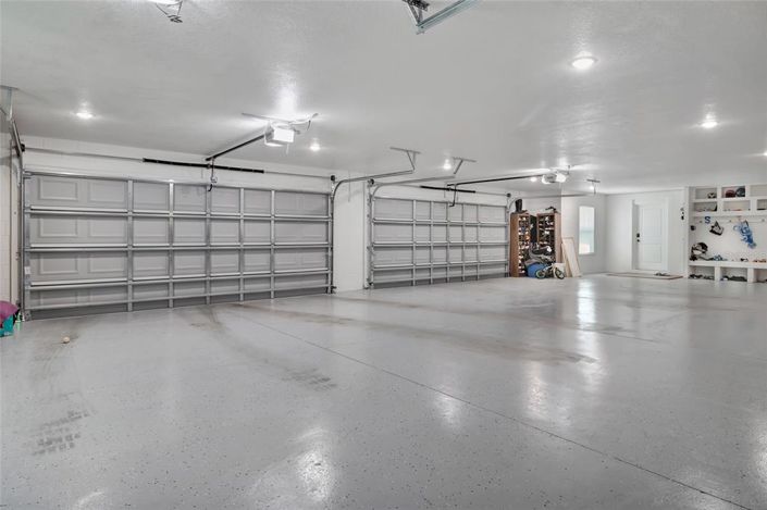 Image No.44-5 Bed House for sale