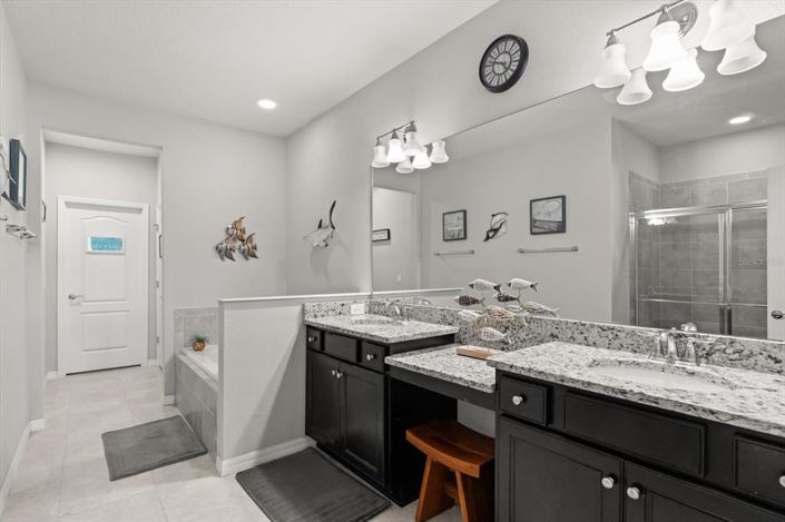 Image No.17-3 Bed Townhouse for sale