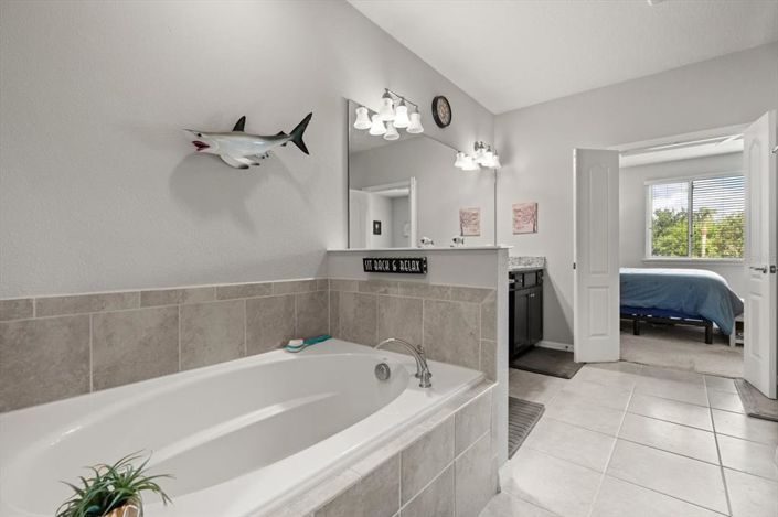 Image No.20-3 Bed Townhouse for sale