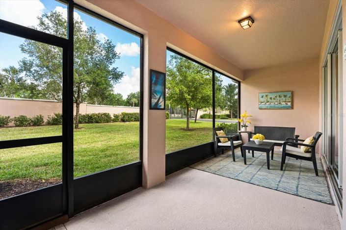 Image No.26-3 Bed Townhouse for sale