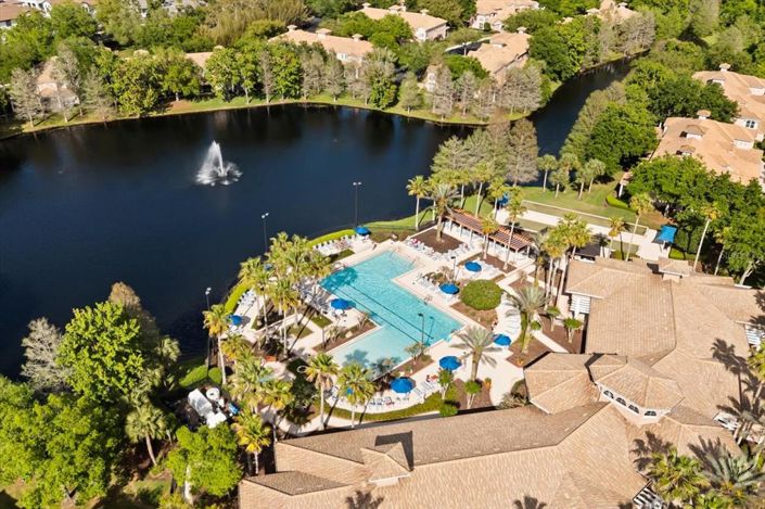 Image No.32-3 Bed Townhouse for sale