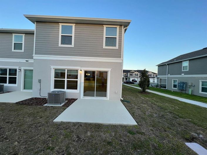 Image No.15-3 Bed Townhouse for sale