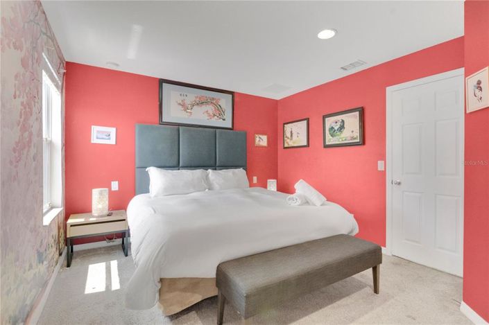 Image No.21-3 Bed Townhouse for sale