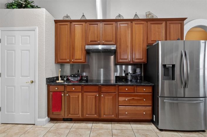 Image No.18-5 Bed House for sale