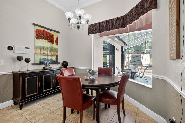 Image No.26-5 Bed House for sale