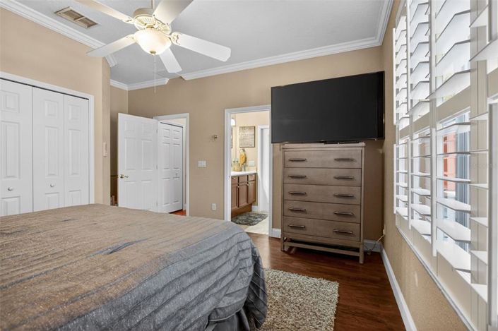 Image No.30-5 Bed House for sale