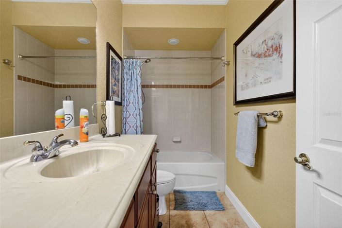 Image No.46-5 Bed House for sale