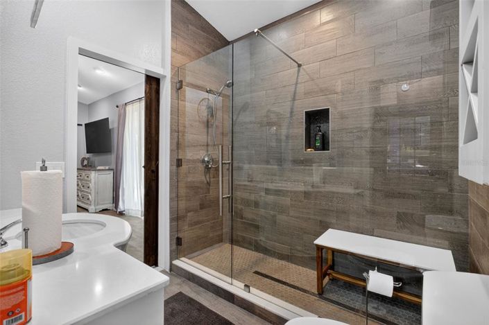 Image No.48-5 Bed House for sale
