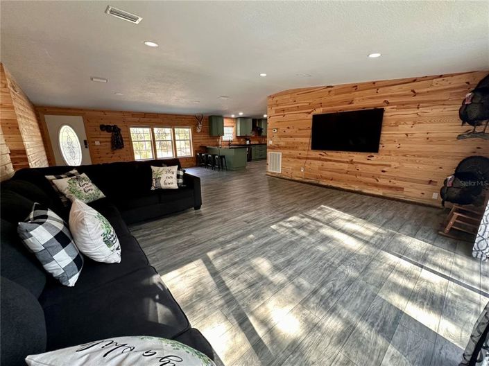Image No.22-4 Bed House for sale