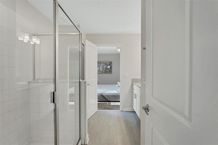 Image No.38-8 Bed House for sale