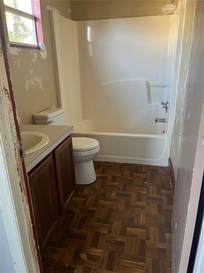 Image No.16-3 Bed House for sale