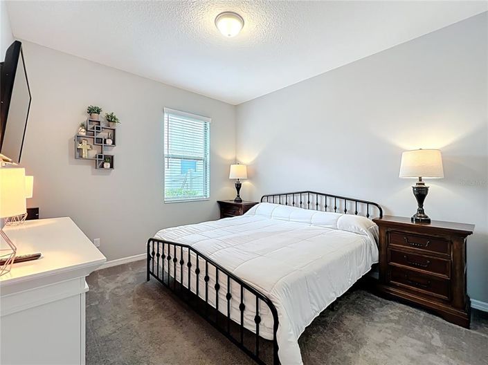 Image No.35-5 Bed House for sale