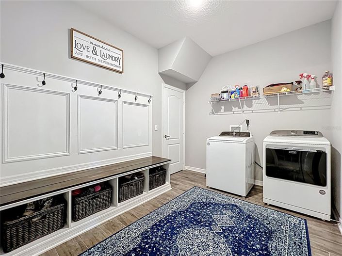Image No.37-5 Bed House for sale