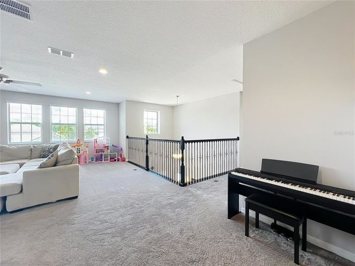 Image No.41-5 Bed House for sale